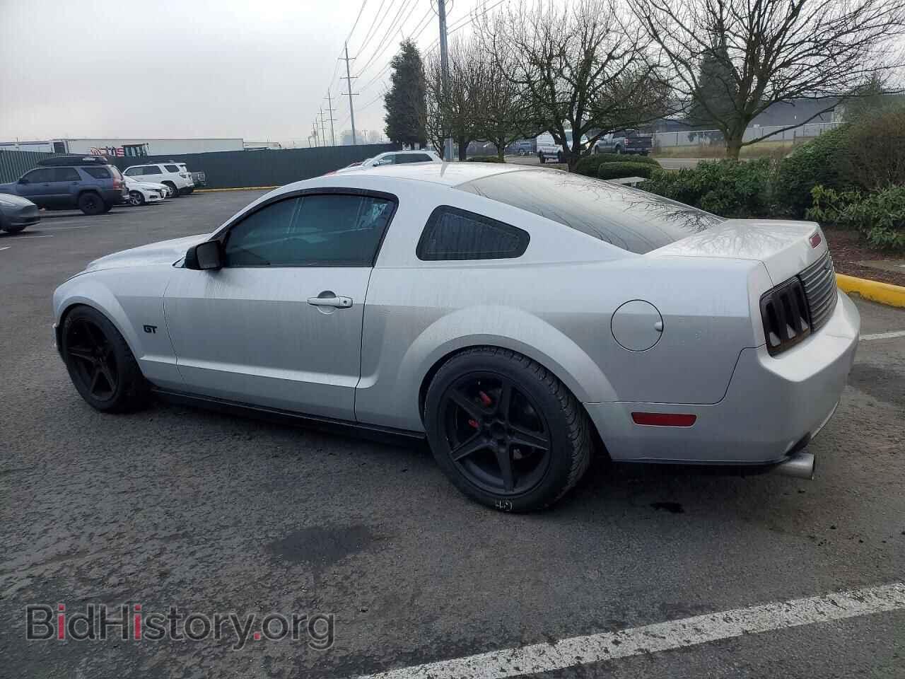 2007 FORD MUSTANG - VIN: 1ZVFT82H875277301 - Фото 2