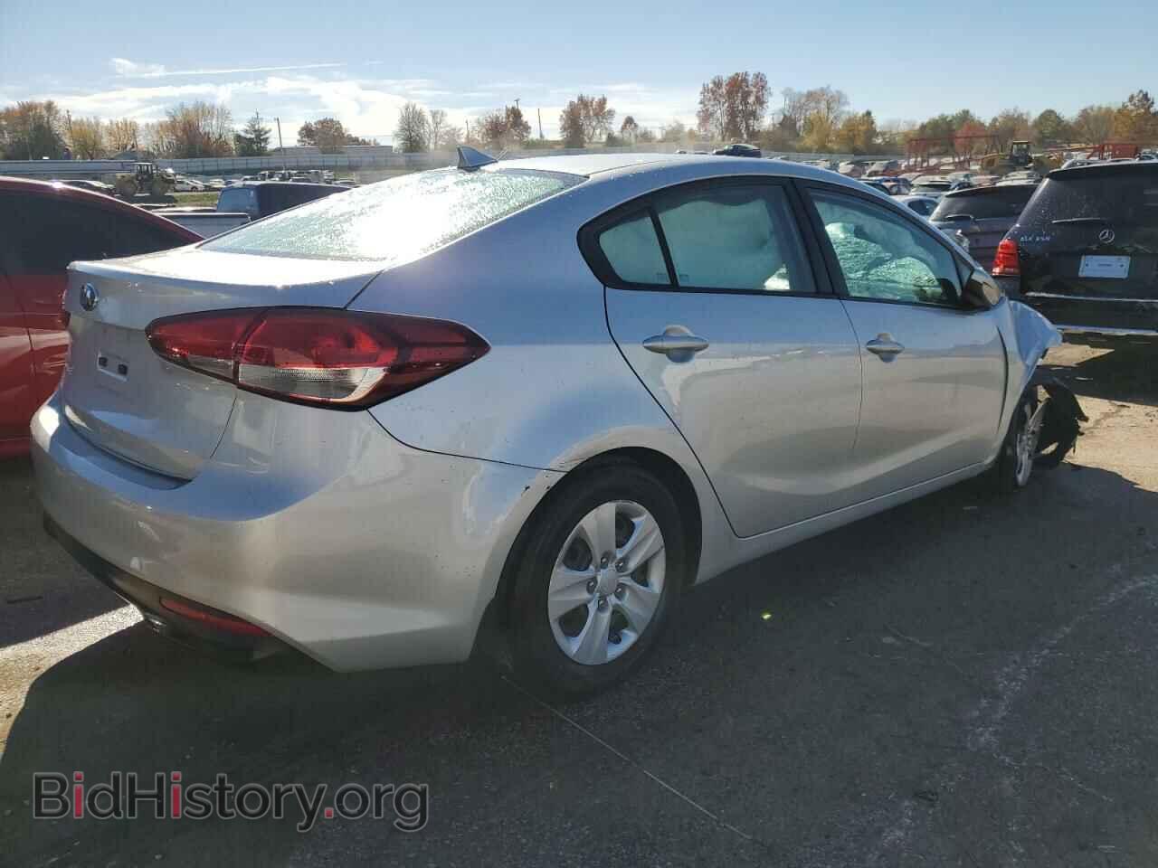 2017 KIA FORTE - VIN: 3KPFK4A71HE058287 - Фото 3