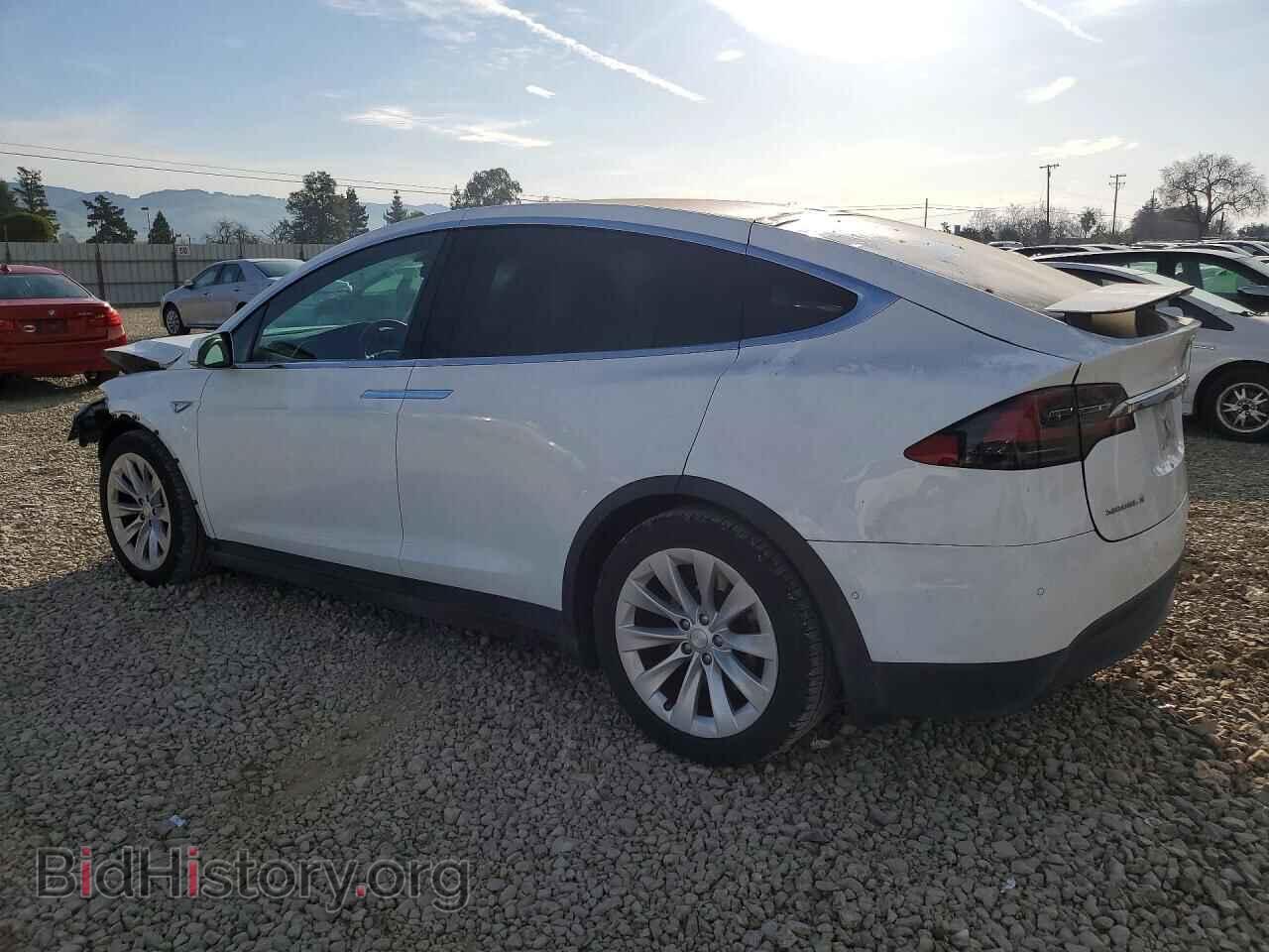 2016 TESLA MODEL X - VIN: 5YJXCBE22GF019611 - Photo 2