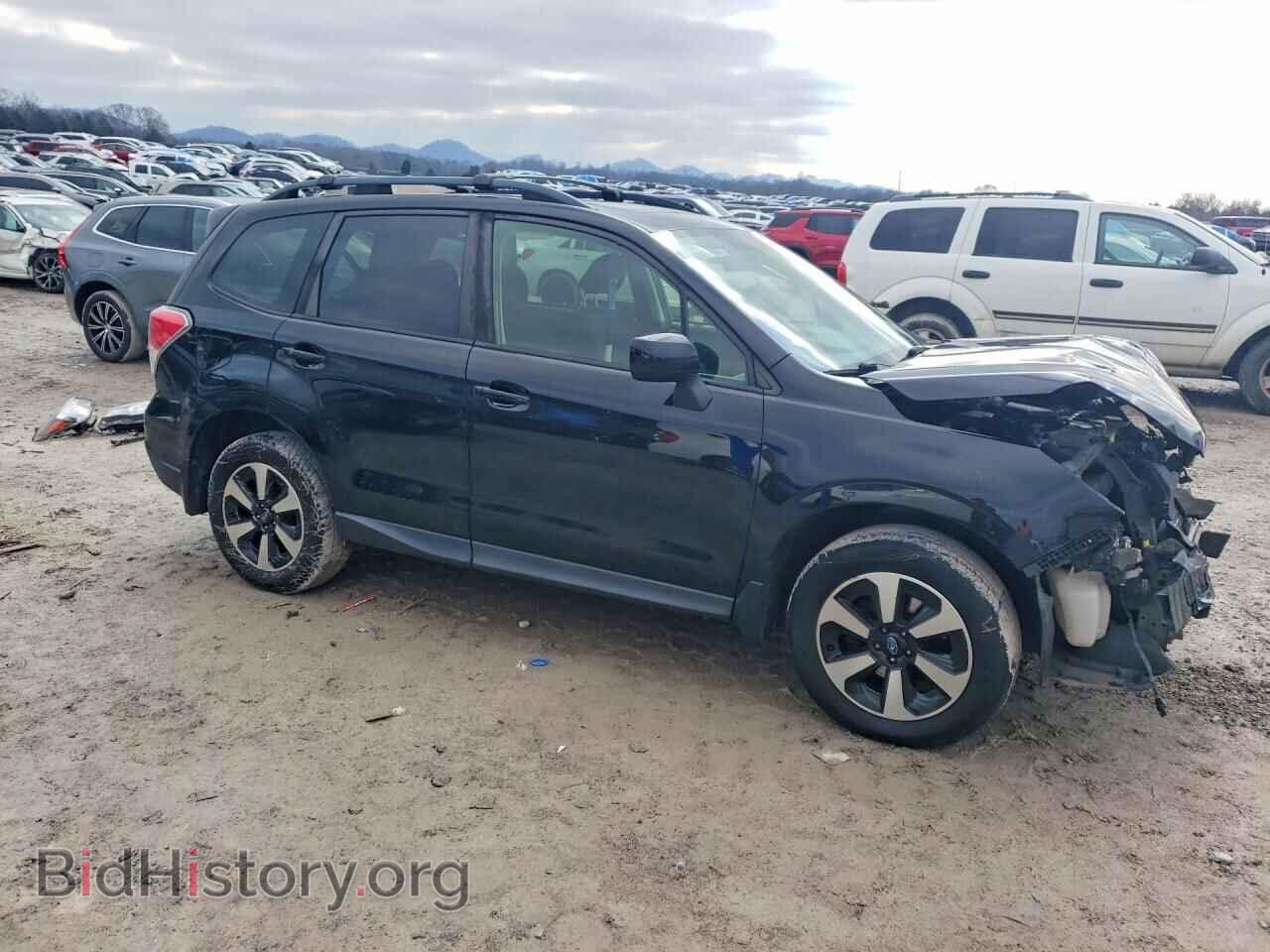 2017 SUBARU FORESTER - VIN: JF2SJAEC3HH405718 - Фото 4