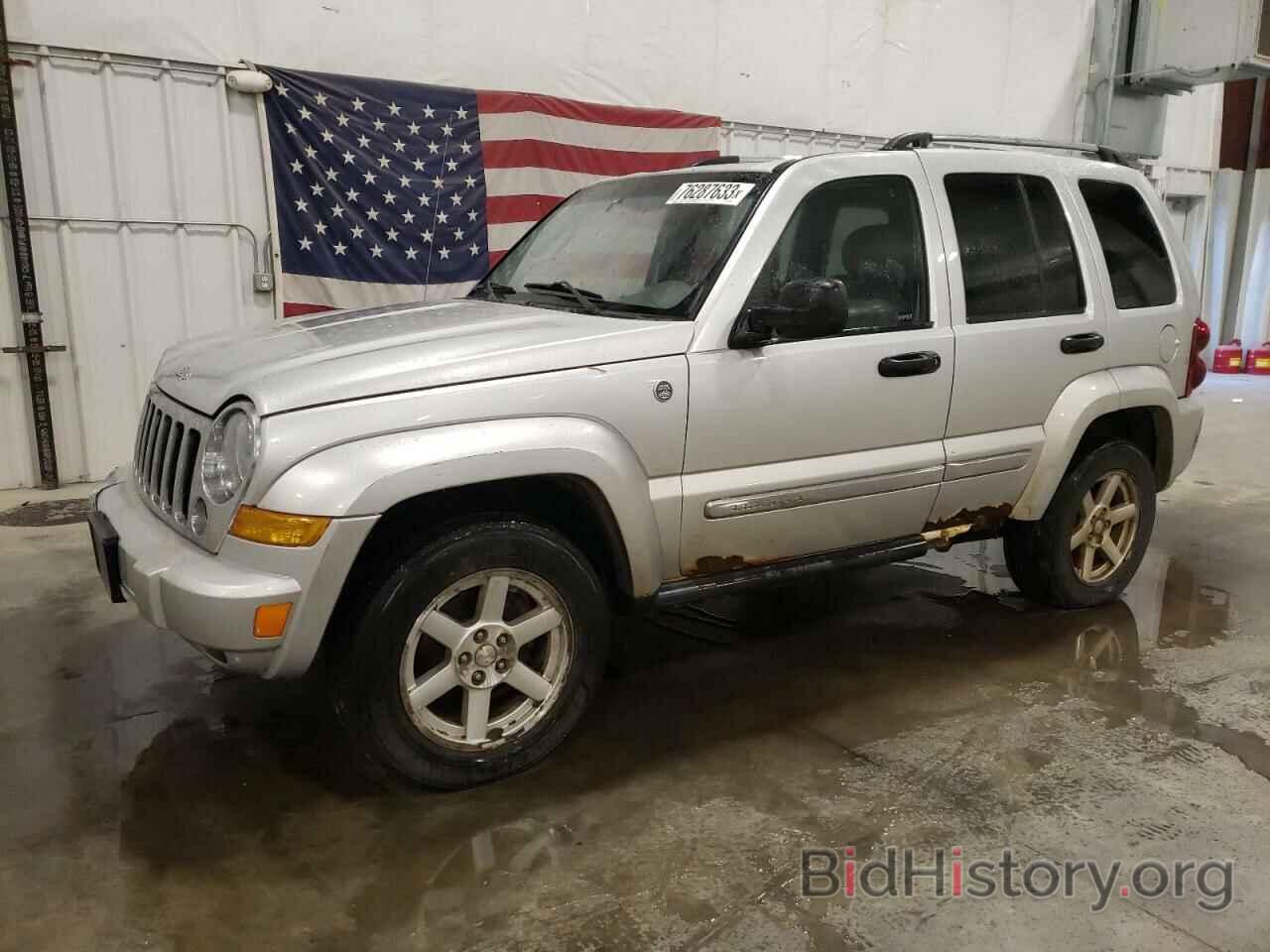 Photo 1J4GL58K36W285138 - JEEP LIBERTY 2006