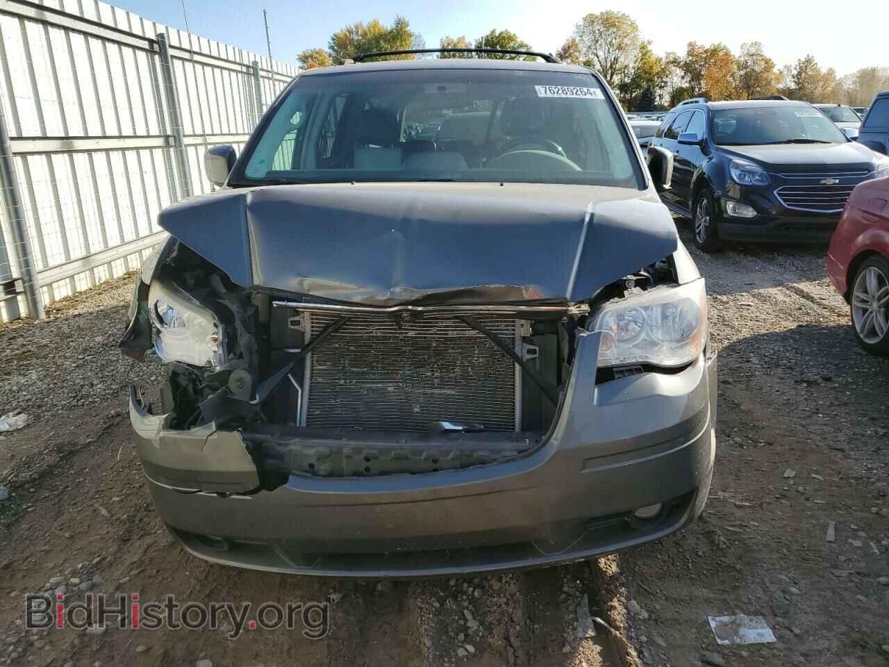 2010 CHRYSLER MINIVAN - VIN: 2A4RR8D12AR386730 - Фото 5