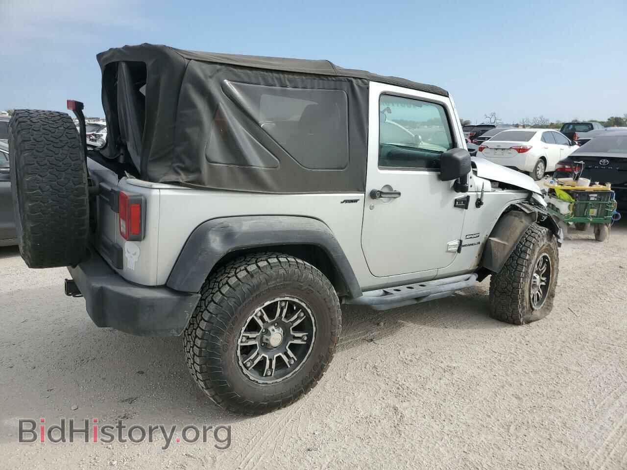 2010 JEEP WRANGLER - VIN: 1J4AA2D10AL155285 - Фото 3