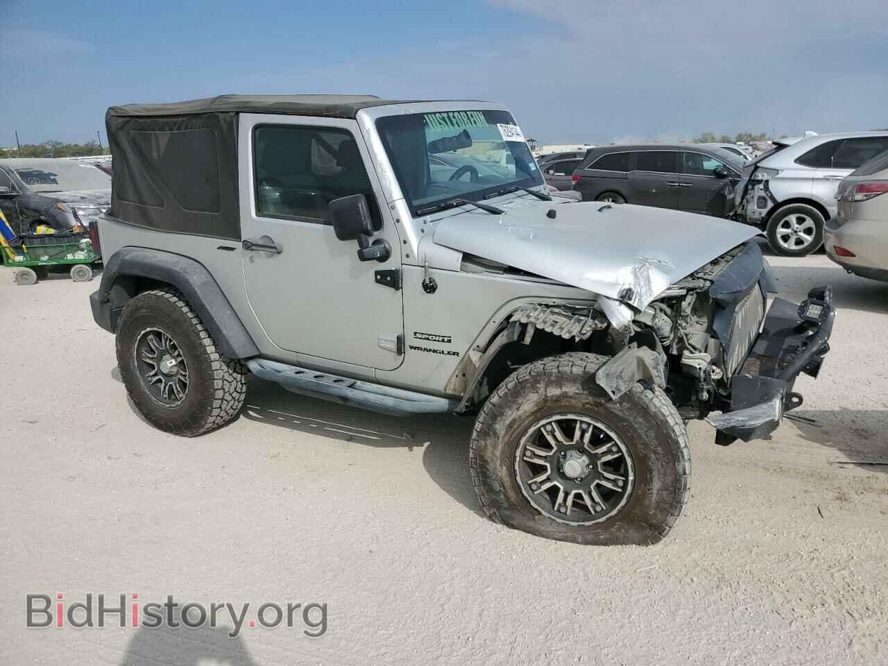 2010 JEEP WRANGLER - VIN: 1J4AA2D10AL155285 - Фото 4
