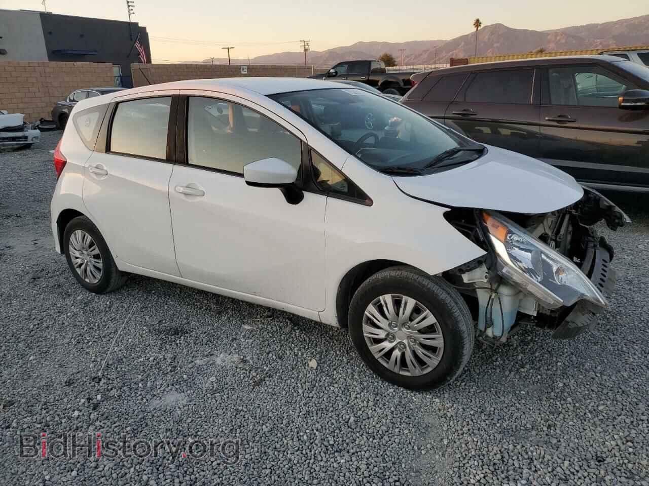 2017 NISSAN VERSA - VIN: 3N1CE2CP9HL359416 - Фото 4