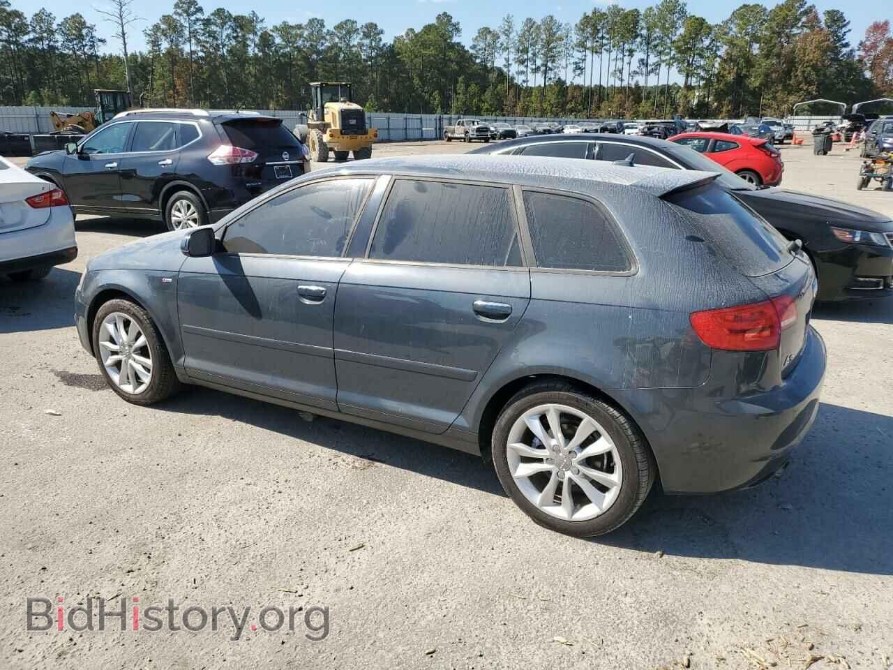 2011 AUDI A3 - VIN: WAUBJAFM5BA046620 - Photo 2