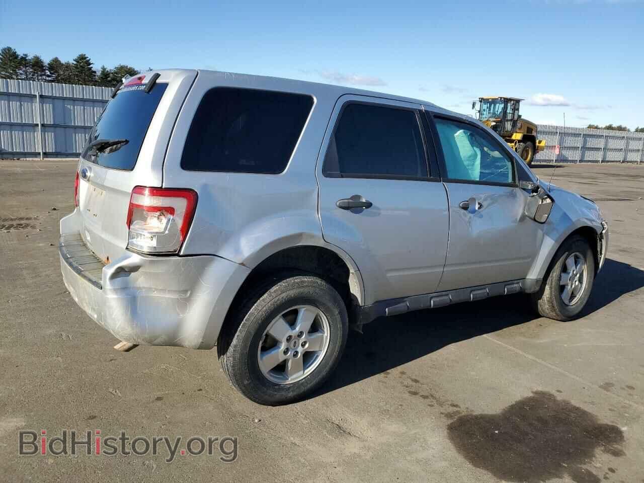 2011 FORD ESCAPE - VIN: 1FMCU9C76BKB75595 - Фото 3