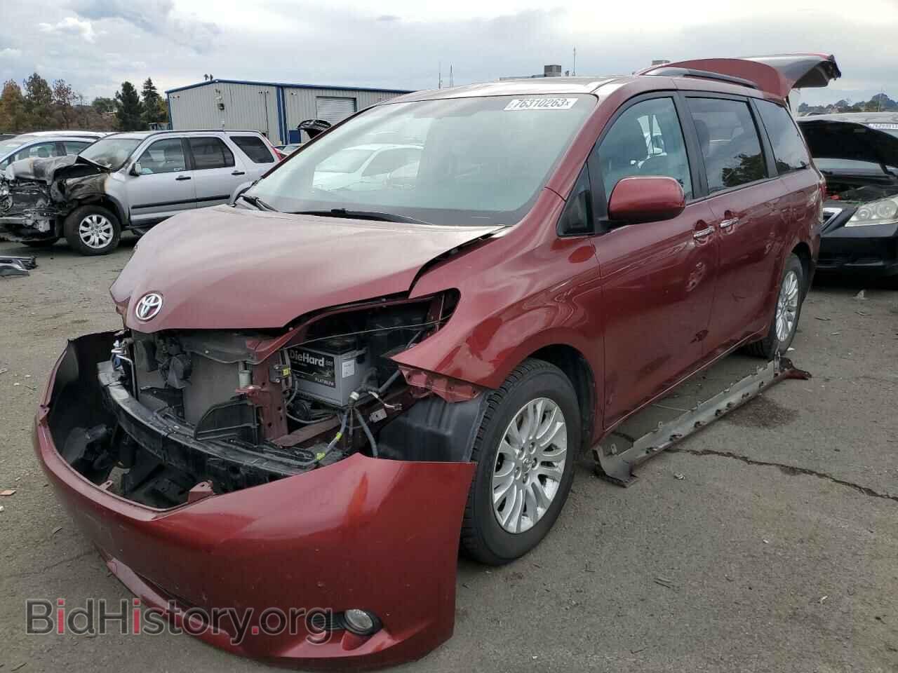 Photo 5TDYZ3DC3HS871045 - TOYOTA All Models 2017