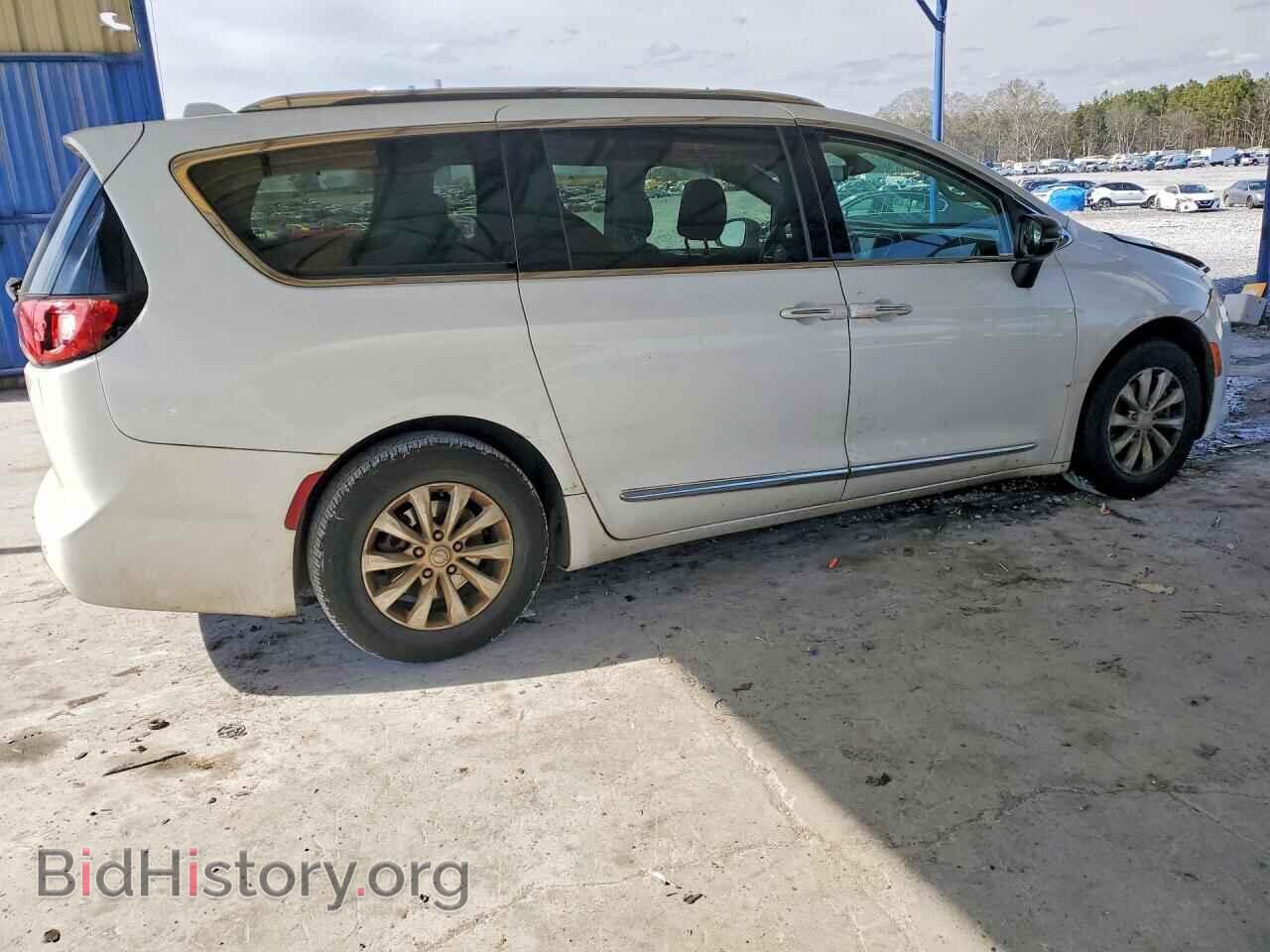 2019 CHRYSLER PACIFICA - VIN: 2C4RC1BG0KR560141 - Photo 3