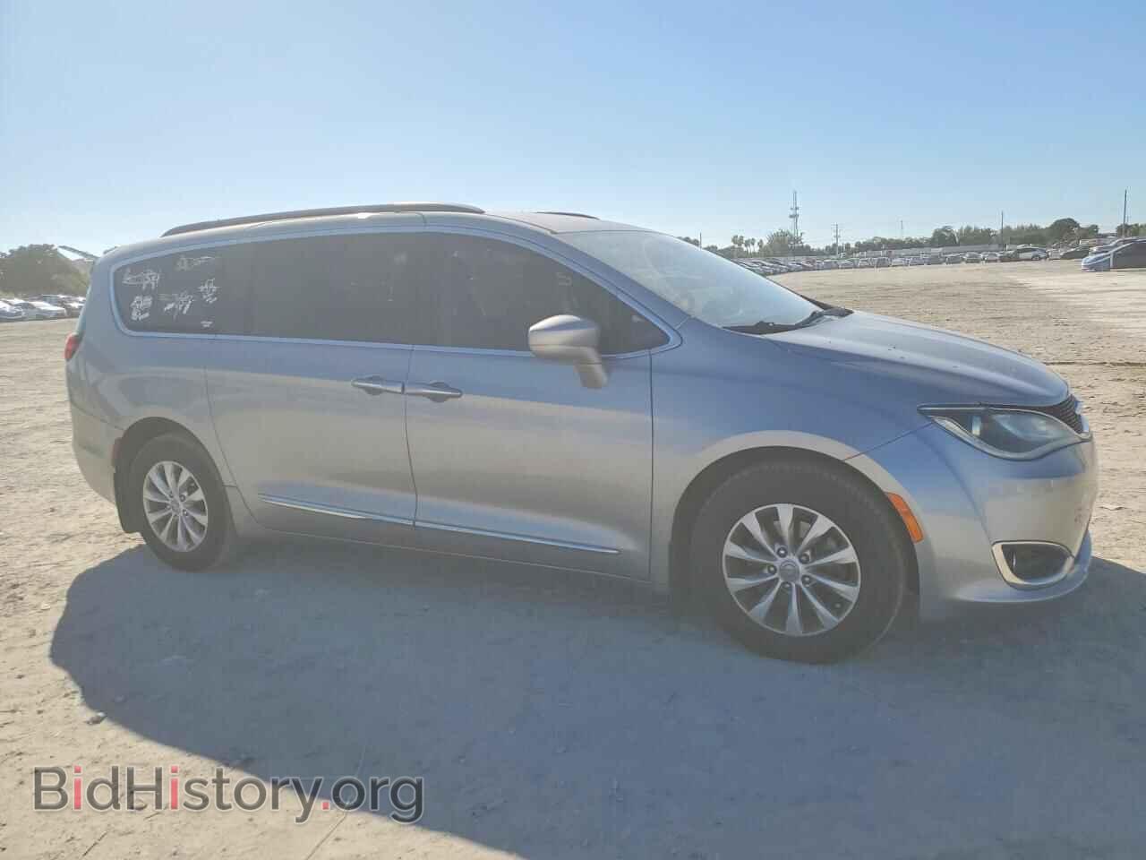 2017 CHRYSLER PACIFICA - VIN: 2C4RC1BG7HR703420 - Фото 4