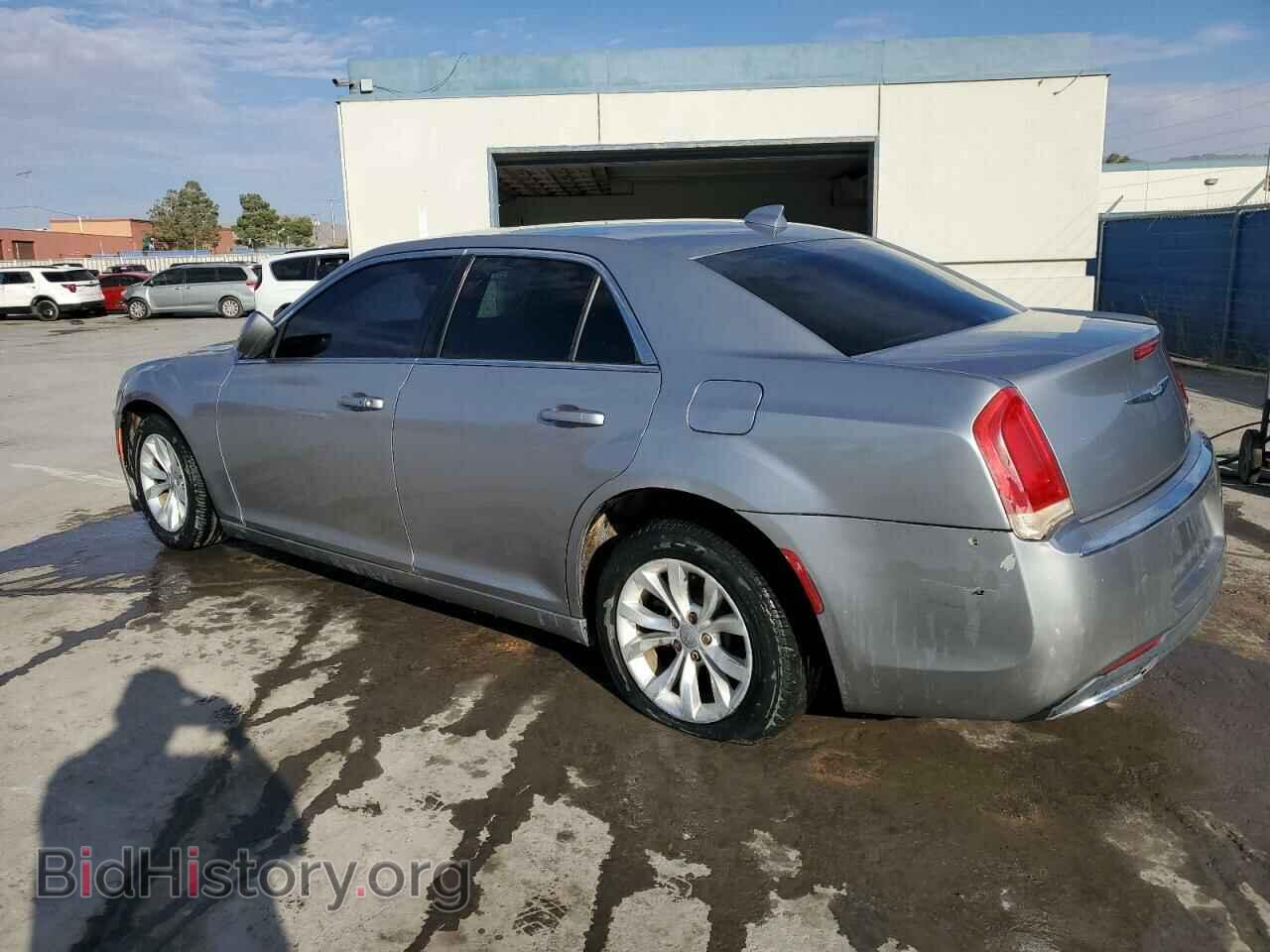 2015 CHRYSLER 300 - VIN: 2C3CCAAG8FH841935 - Фото 2