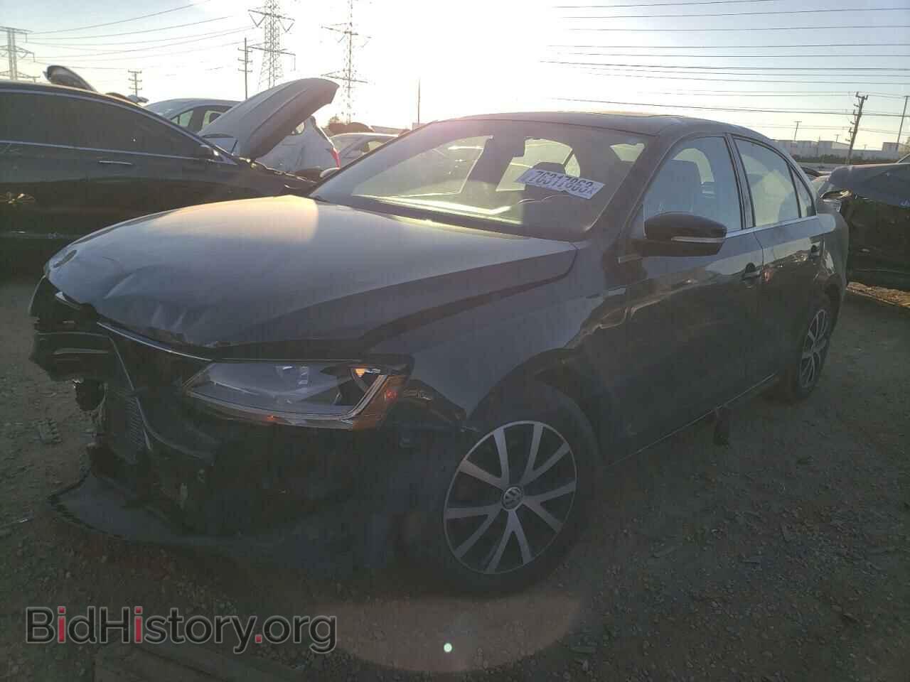 Фотография 3VWDB7AJ7HM282915 - VOLKSWAGEN JETTA 2017