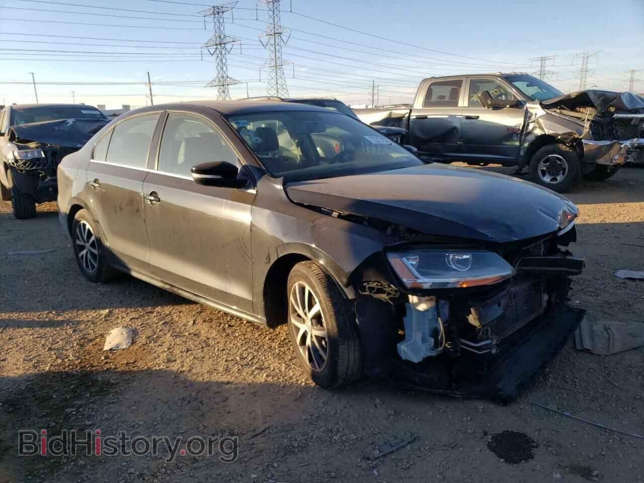 2017 VOLKSWAGEN JETTA - VIN: 3VWDB7AJ7HM282915 - Photo 4