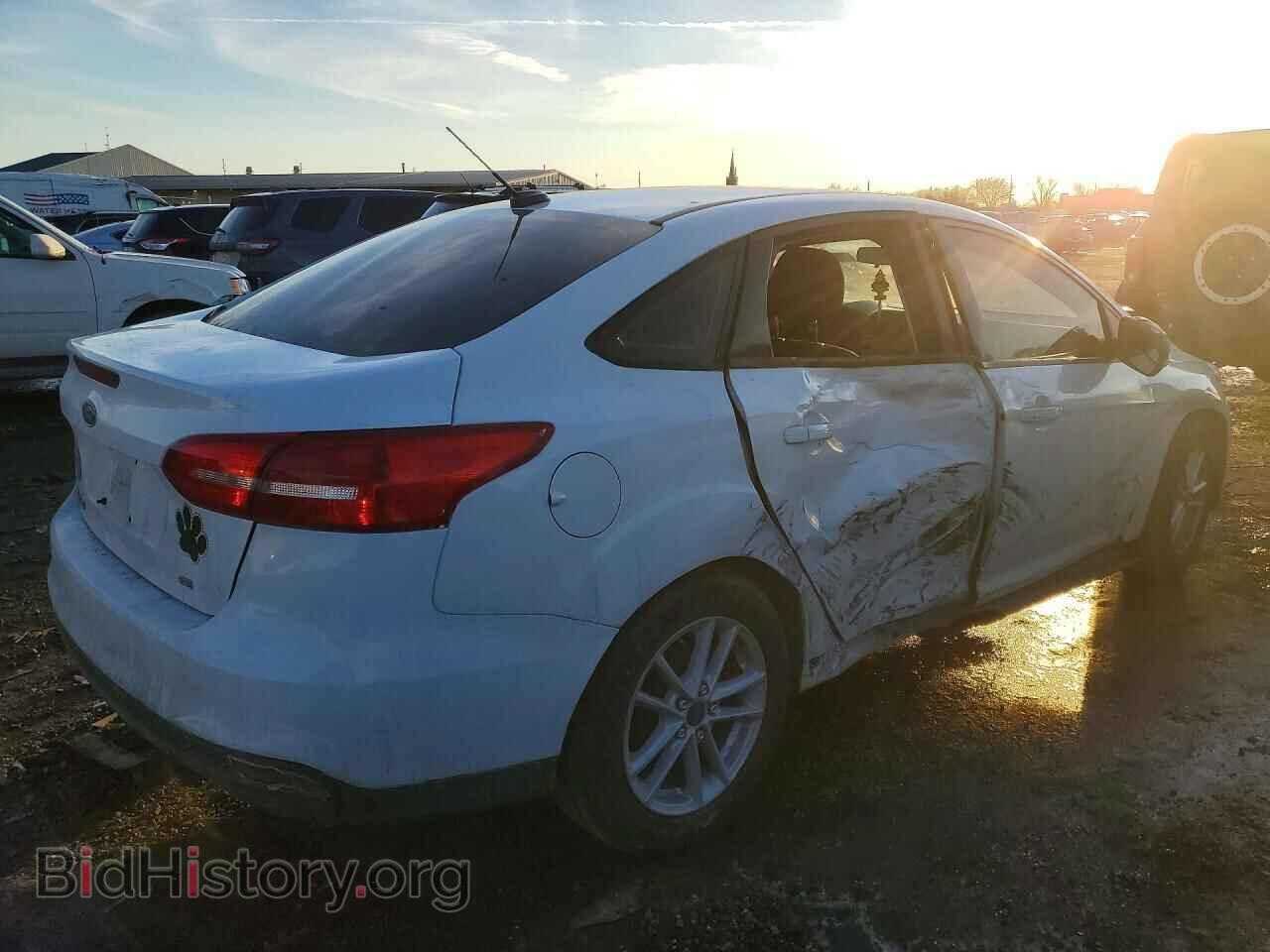 2017 FORD FOCUS - VIN: 1FADP3F20HL275729 - Фото 3