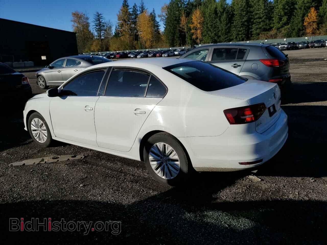 2017 VOLKSWAGEN JETTA - VIN: 3VW2B7AJ2HM349976 - Фото 2