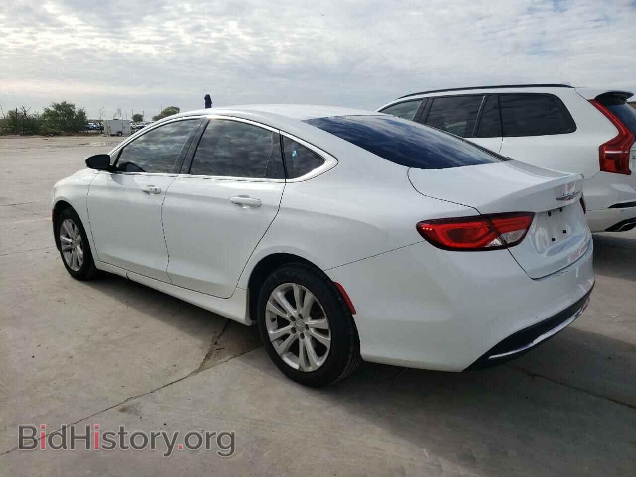 2015 CHRYSLER 200 - VIN: 1C3CCCAB7FN754132 - Фото 2