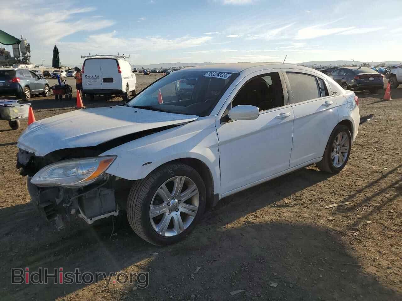 Фотография 1C3CCBBB6CN235108 - CHRYSLER 200 2012