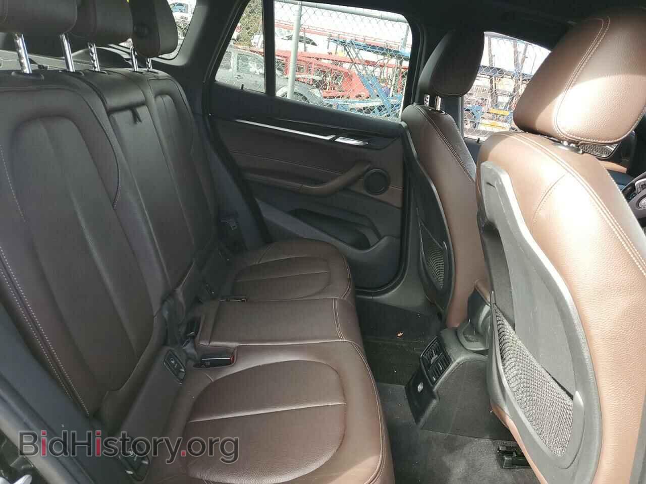 2017 BMW X1 - VIN: WBXHT3Z36H4A54678 - Фото 11