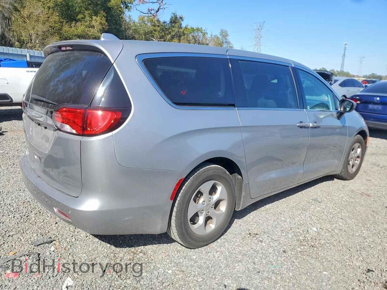 2017 CHRYSLER PACIFICA - VIN: 2C4RC1CG6HR608698 - Photo 3
