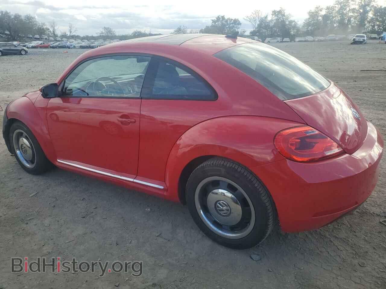 2012 VOLKSWAGEN BEETLE - VIN: 3VWJP7AT8CM637623 - Фото 2