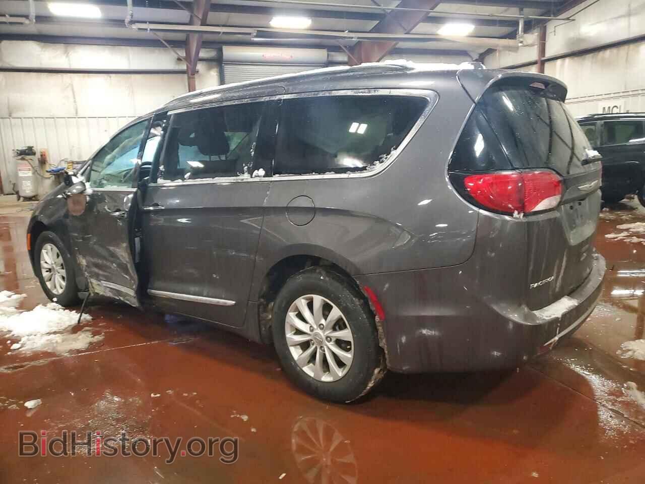 2017 CHRYSLER PACIFICA - VIN: 2C4RC1BG4HR654144 - Photo 2