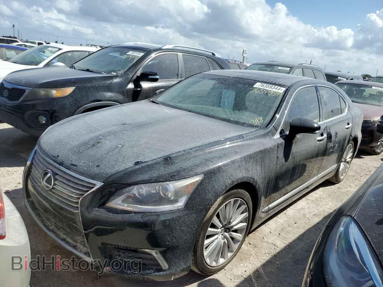 Photo JTHCL5EF5G5025762 - LEXUS LS460 2016