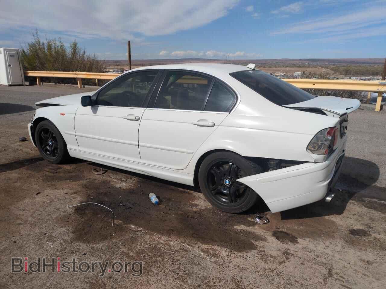 2005 BMW 3 SERIES - VIN: WBAEV53425KM42791 - Фото 2