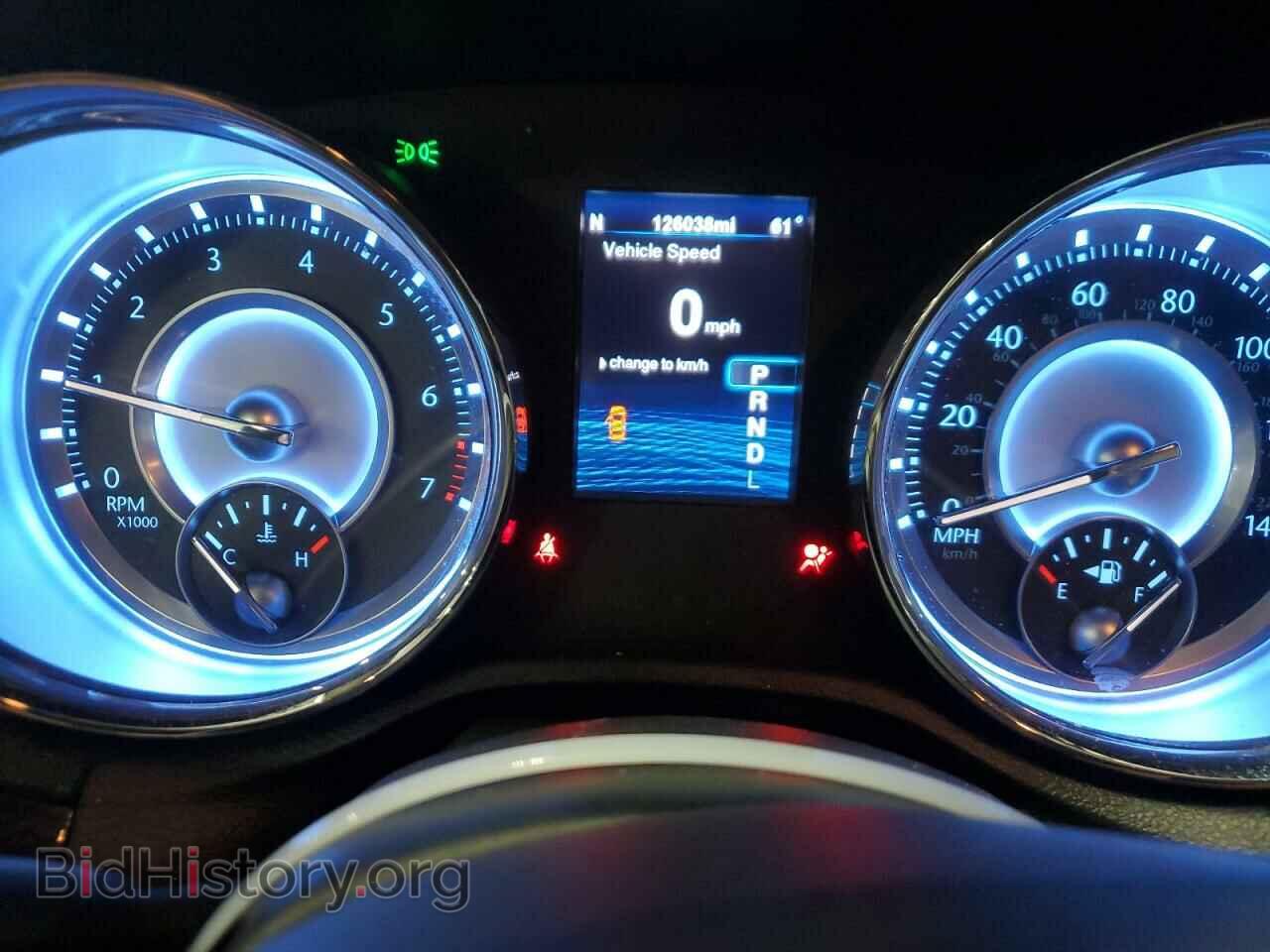 2014 CHRYSLER 300 - VIN: 2C3CCARG6EH301812 - Фото 9