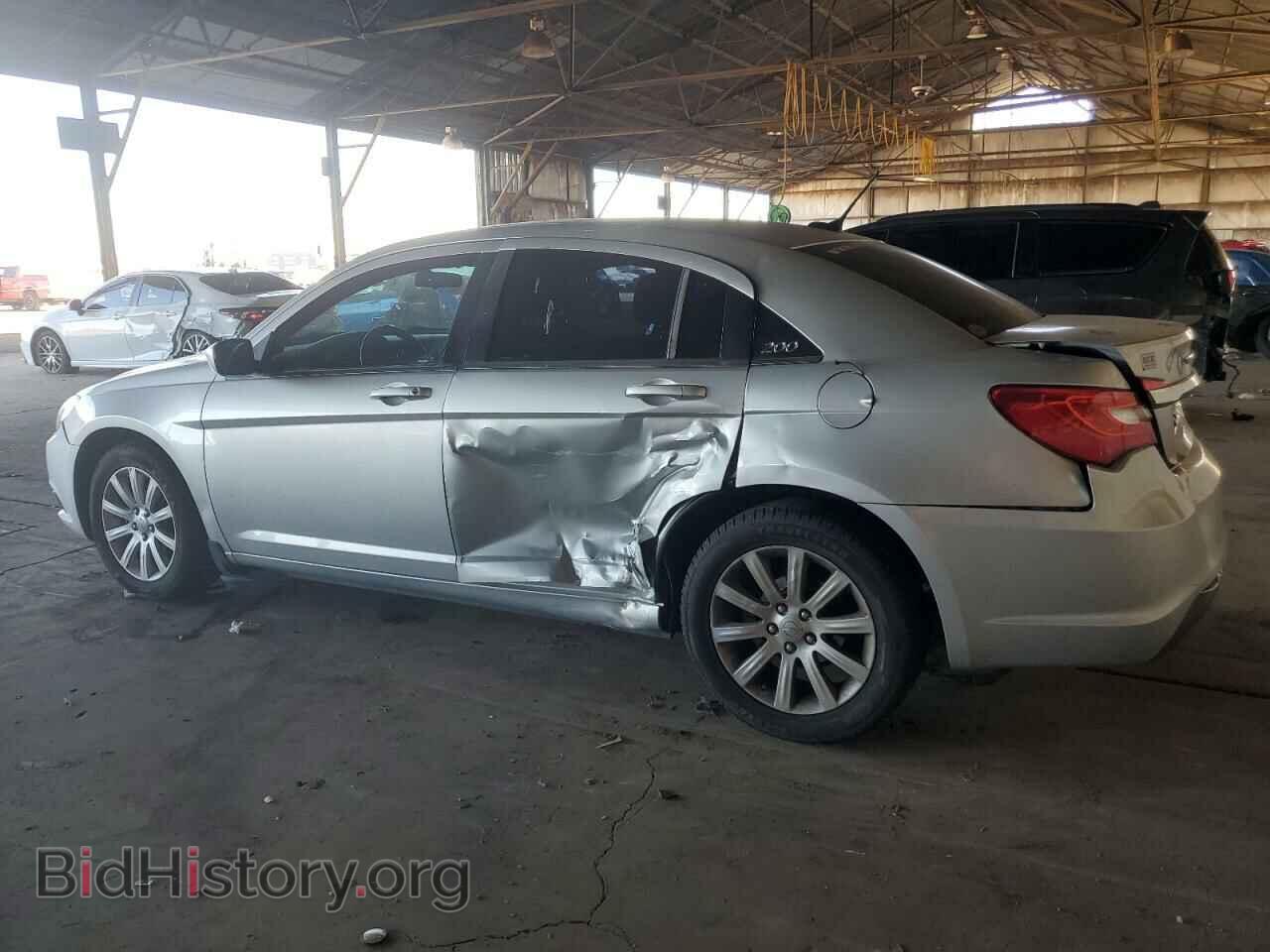 2012 CHRYSLER 200 - VIN: 1C3CCBBB5CN100444 - Фото 2