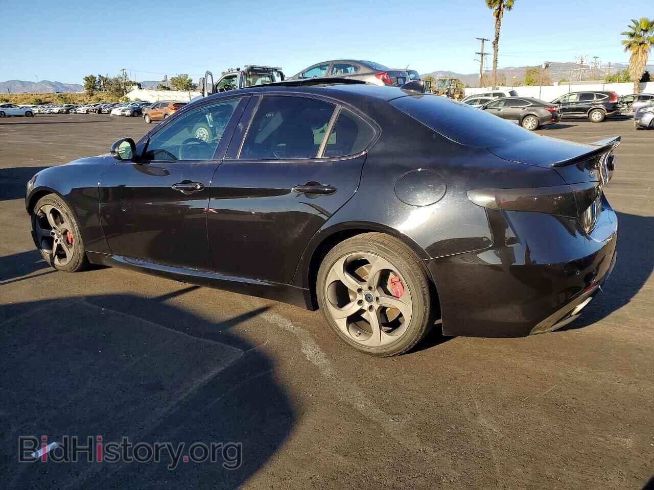 2017 ALFA ROMEO GIULIA - VIN: ZARFAEBNXH7535570 - Фото 2