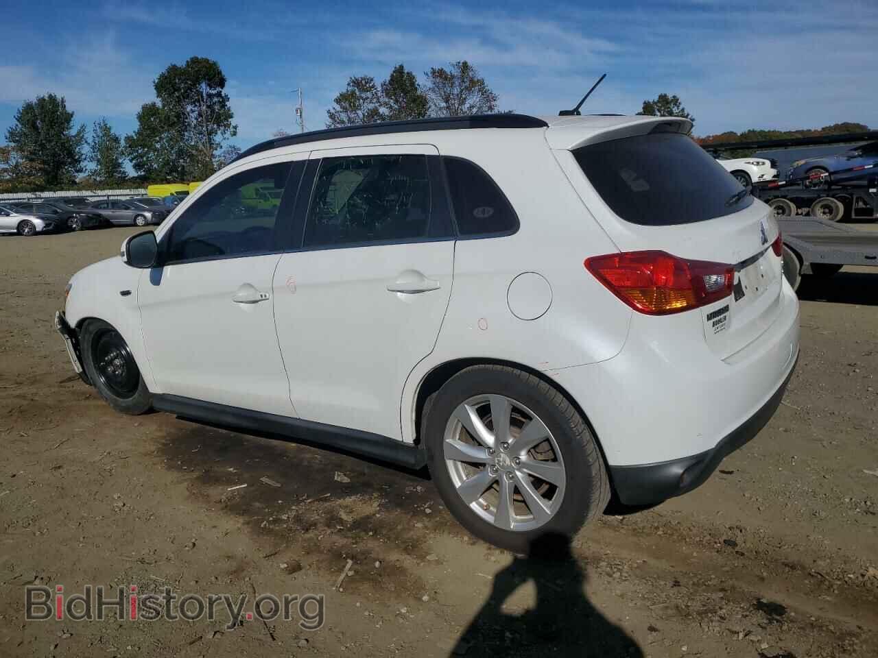 2015 MITSUBISHI OUTLANDER - VIN: 4A4AP4AW2FE046749 - Фото 2