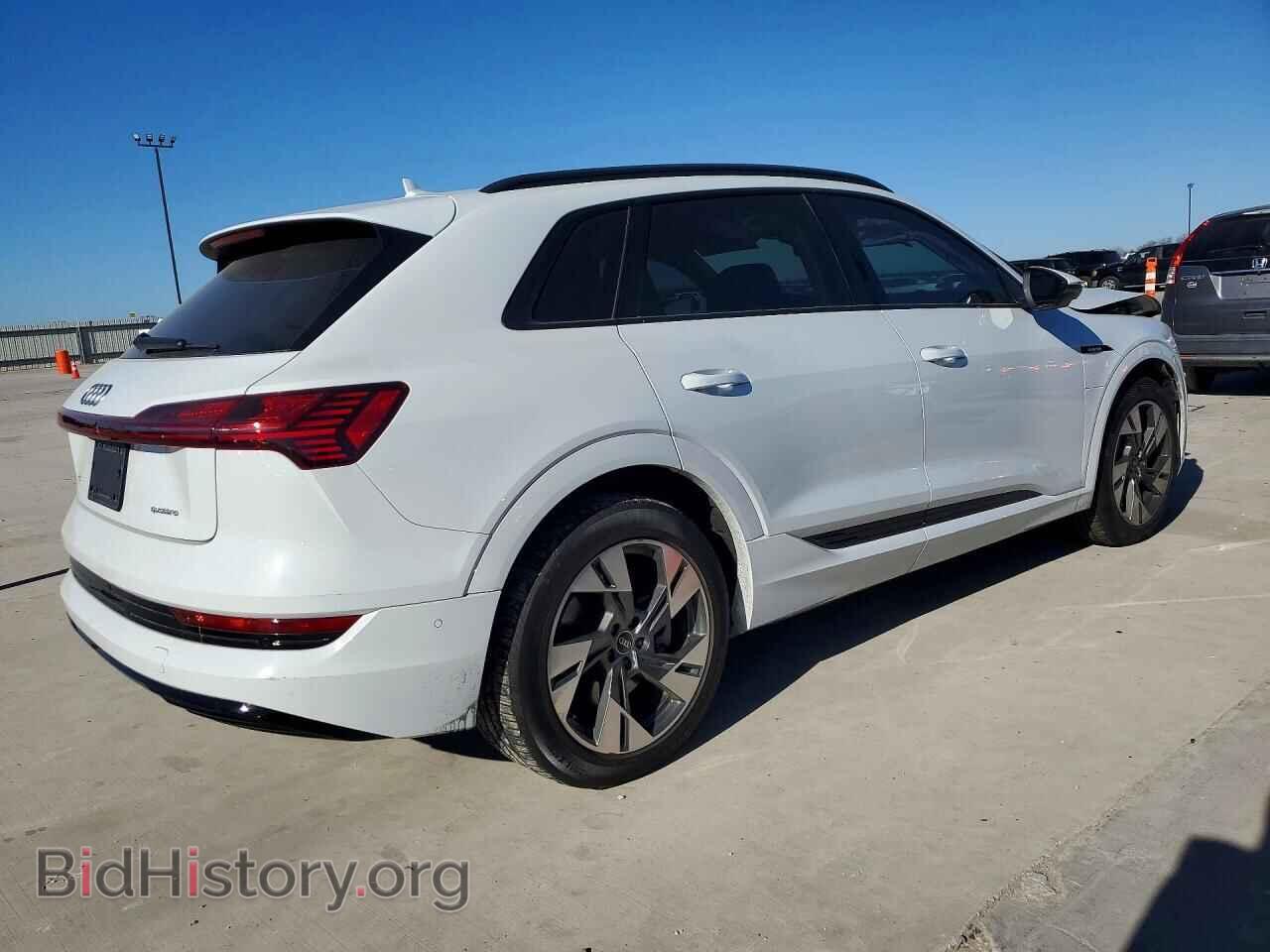 2021 AUDI E-TRON - VIN: WA1AAAGE8MB031400 - Photo 3