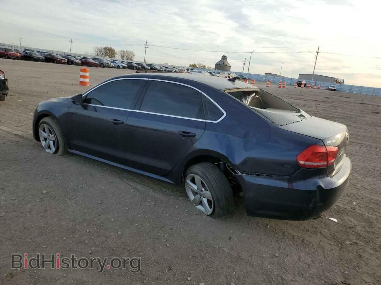 2012 VOLKSWAGEN PASSAT - VIN: 1VWBH7A35CC020313 - Фото 2