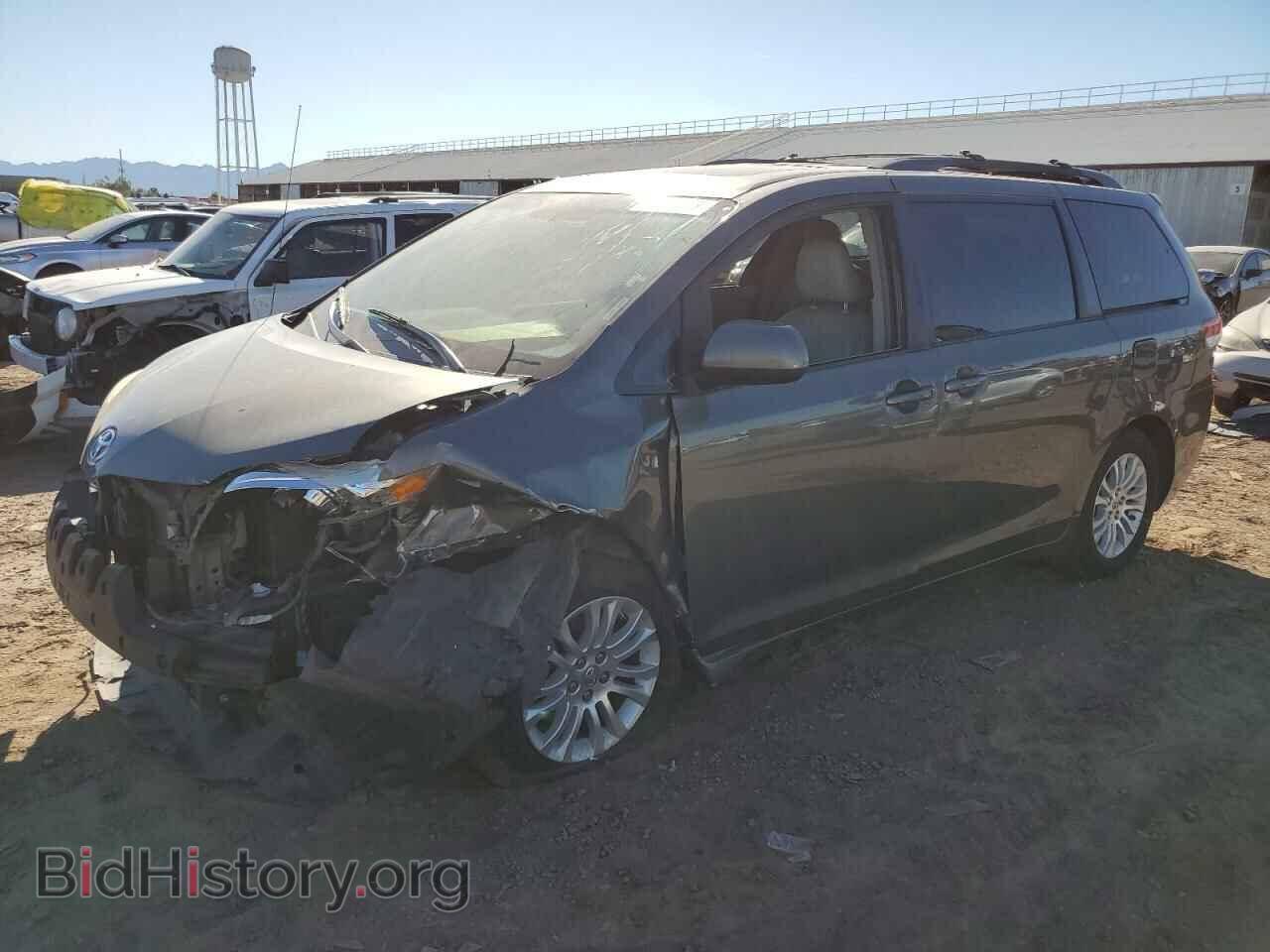 Photo 5TDYK3DC1CS177399 - TOYOTA All Models 2012