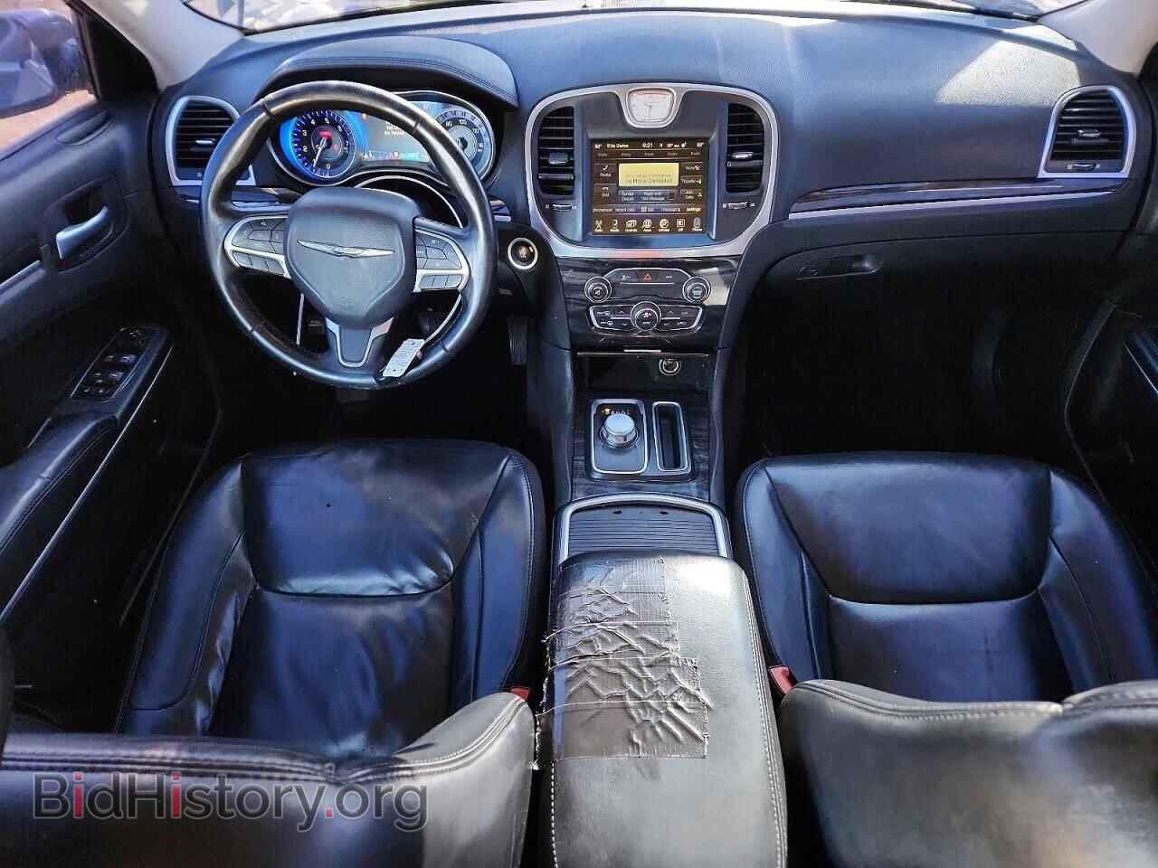 2016 CHRYSLER 300 - VIN: 2C3CCAAG5GH243769 - Фото 8