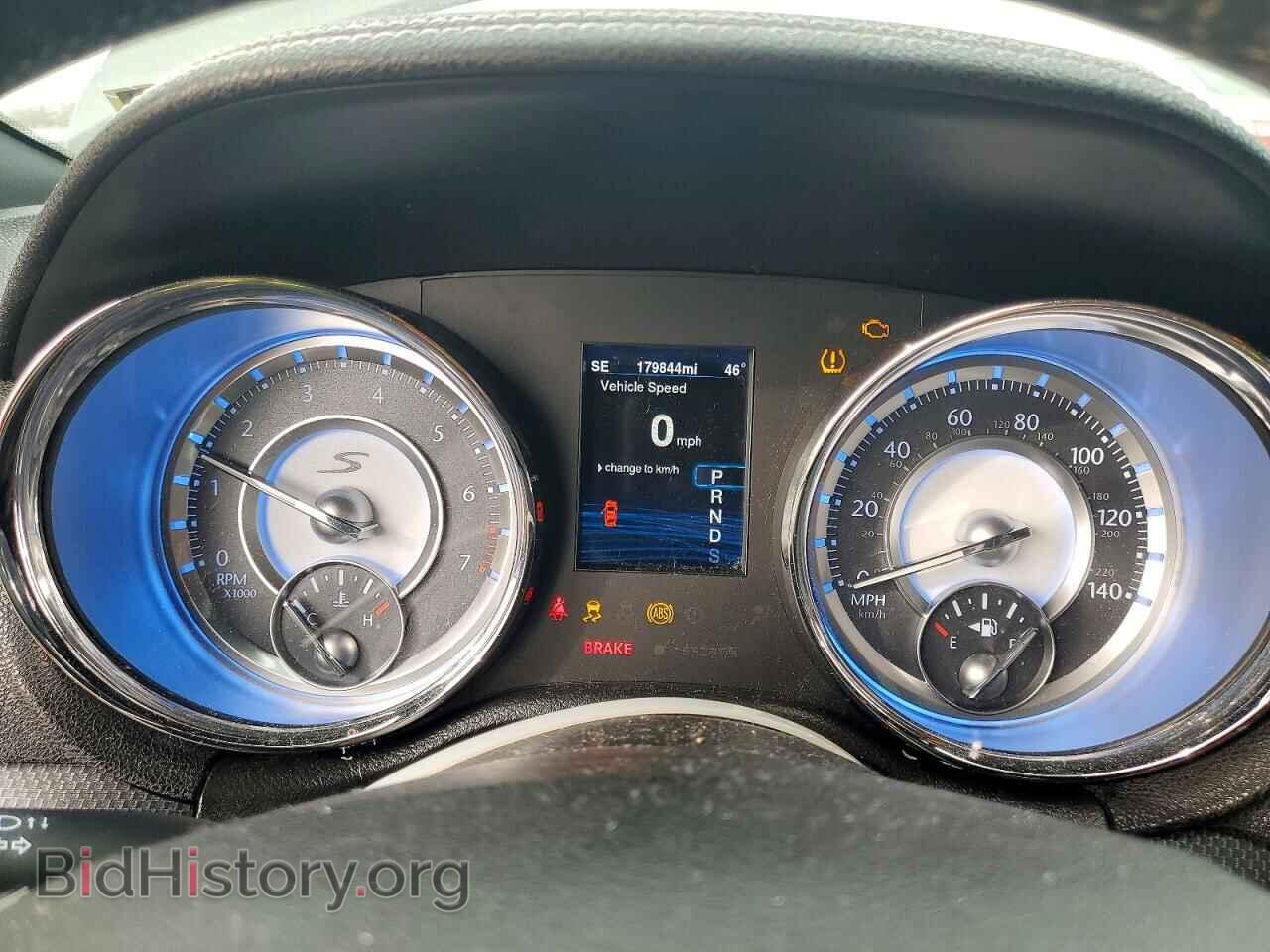 2014 CHRYSLER 300 - VIN: 2C3CCAGGXEH384017 - Фото 9