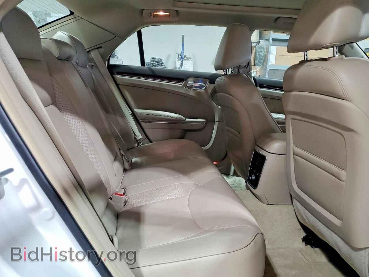 2011 CHRYSLER 300 - VIN: 2C3CA6CT5BH592985 - Фото 10