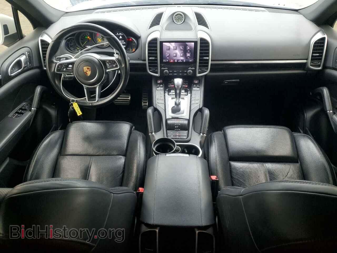 2017 PORSCHE CAYENNE - VIN: WP1AE2A2XHLA75671 - Фото 8