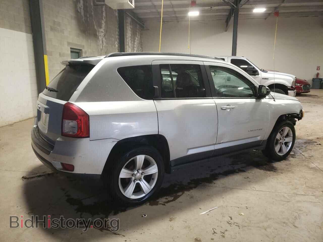 2011 JEEP COMPASS - VIN: 1J4NT1FA9BD219886 - Photo 3