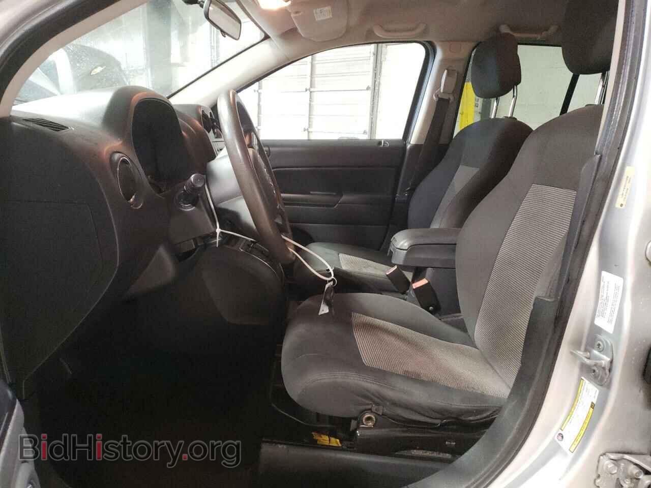 2011 JEEP COMPASS - VIN: 1J4NT1FA9BD219886 - Photo 7