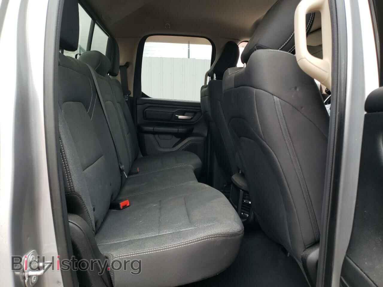 2019 RAM 1500 - VIN: 1C6RRECT0KN666773 - Фото 10