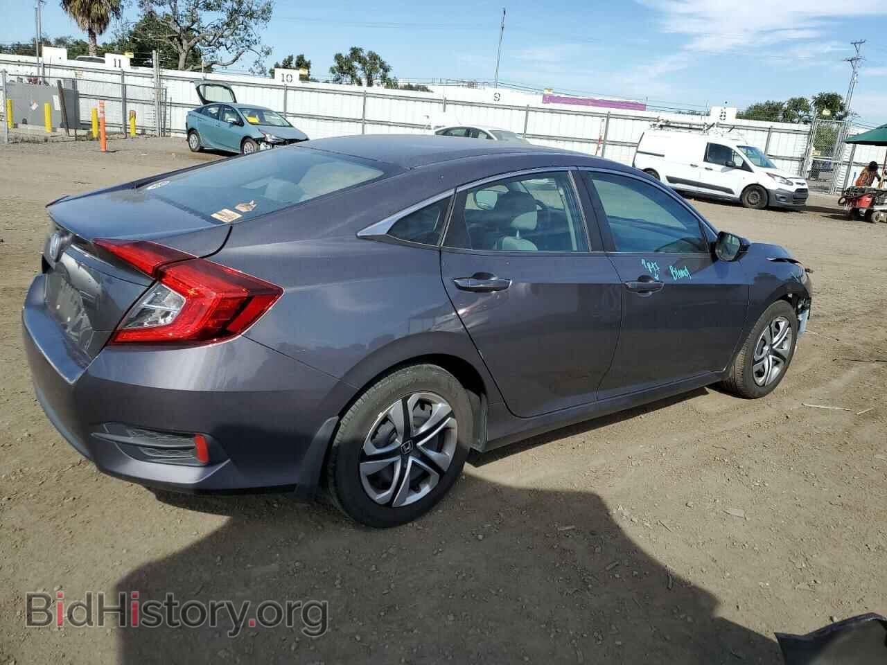 2017 HONDA CIVIC - VIN: 2HGFC2F57HH558176 - Фото 3