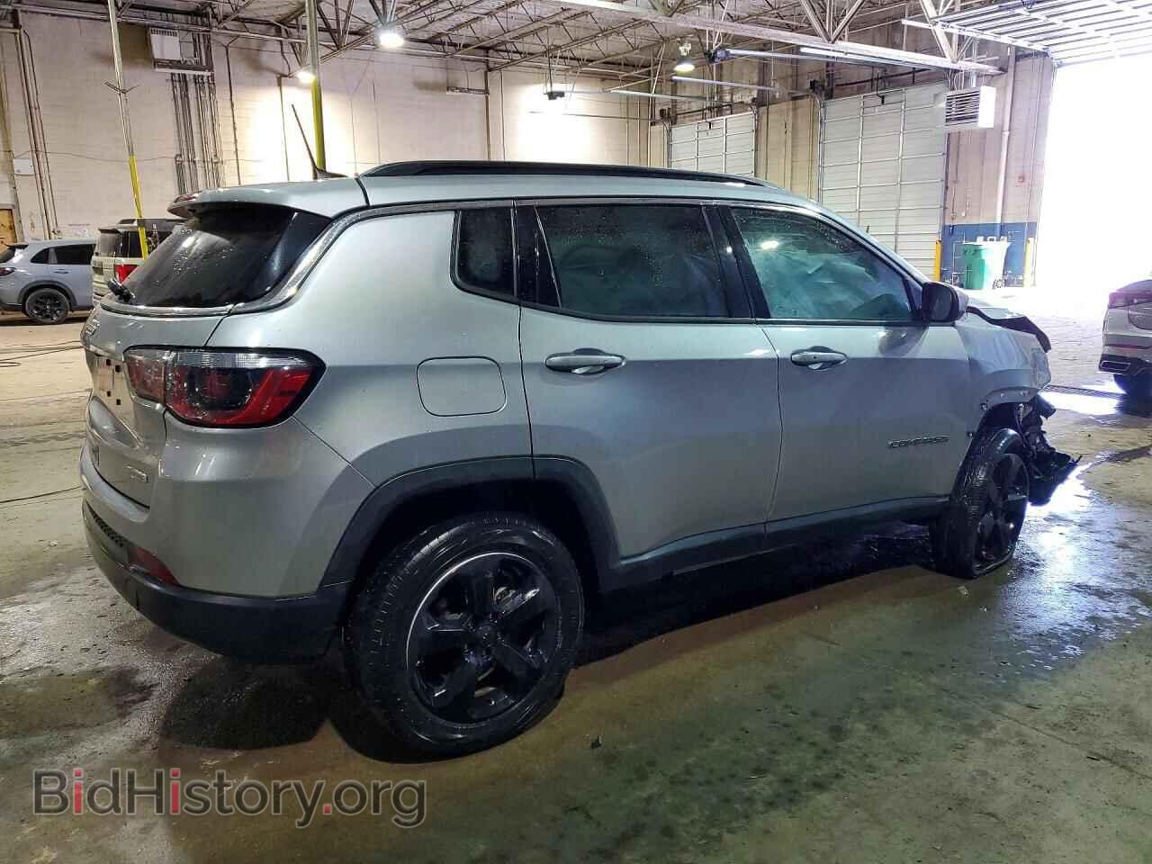 2019 JEEP COMPASS - VIN: 3C4NJDBBXKT597124 - Фото 3