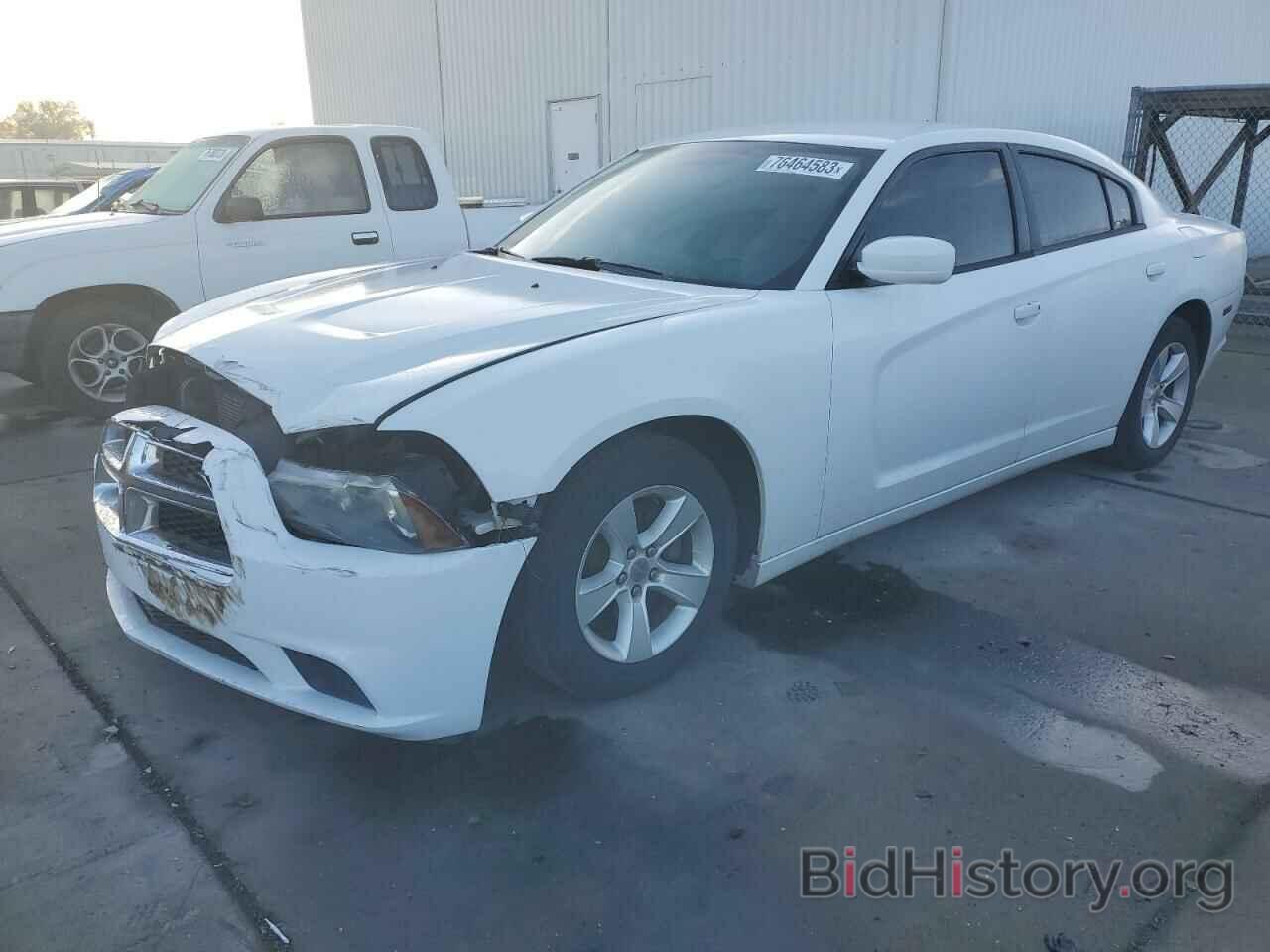 Photo 2C3CDXBG7DH689111 - DODGE CHARGER 2013