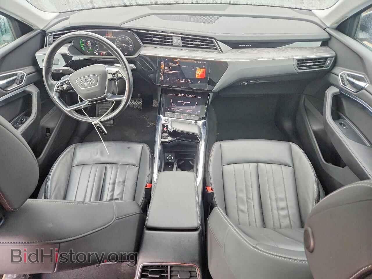 2021 AUDI E-TRON - VIN: WA1AAAGE8MB018548 - Photo 8