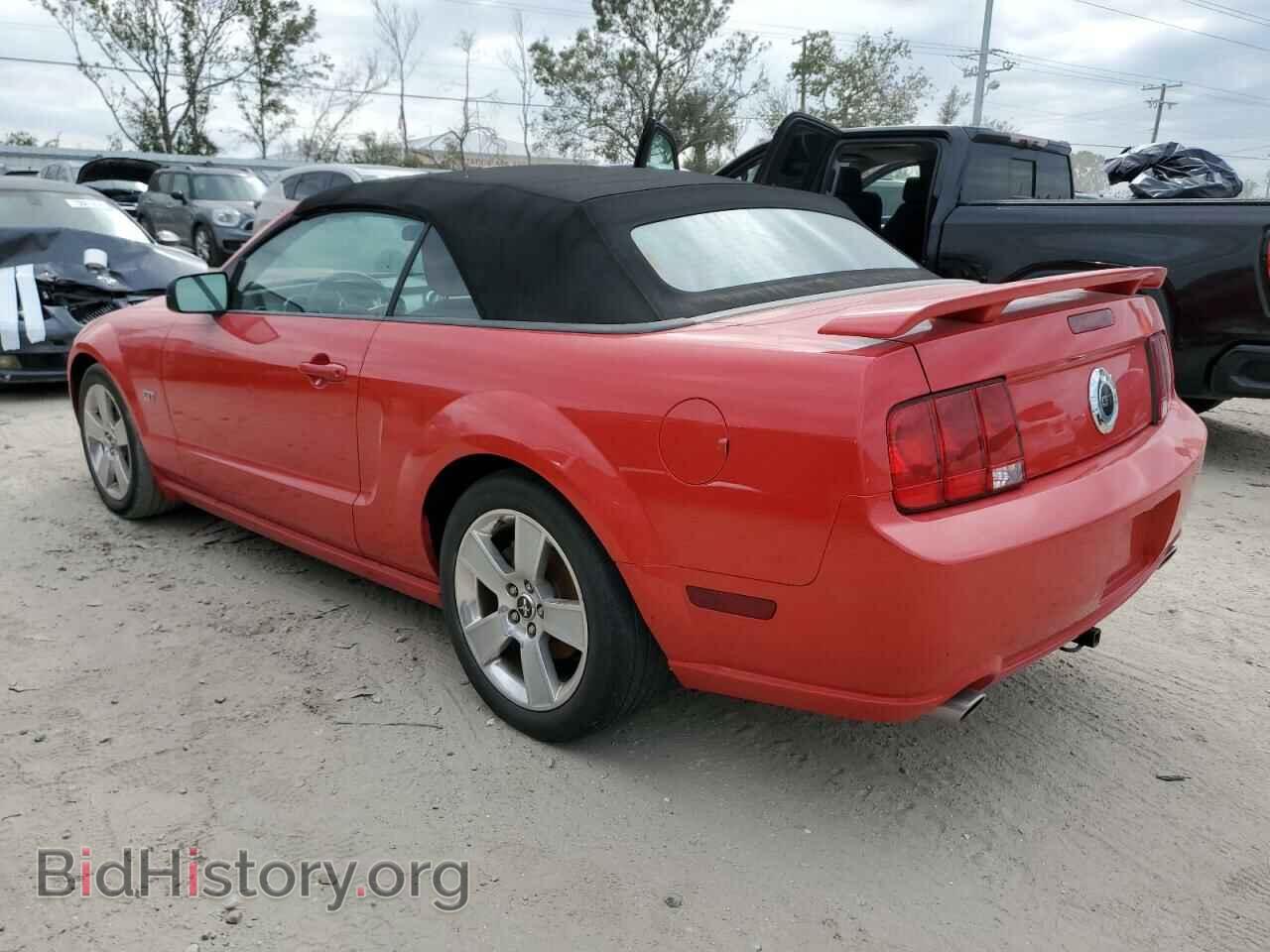 2007 FORD MUSTANG - VIN: 1ZVFT85H075233076 - Фото 2
