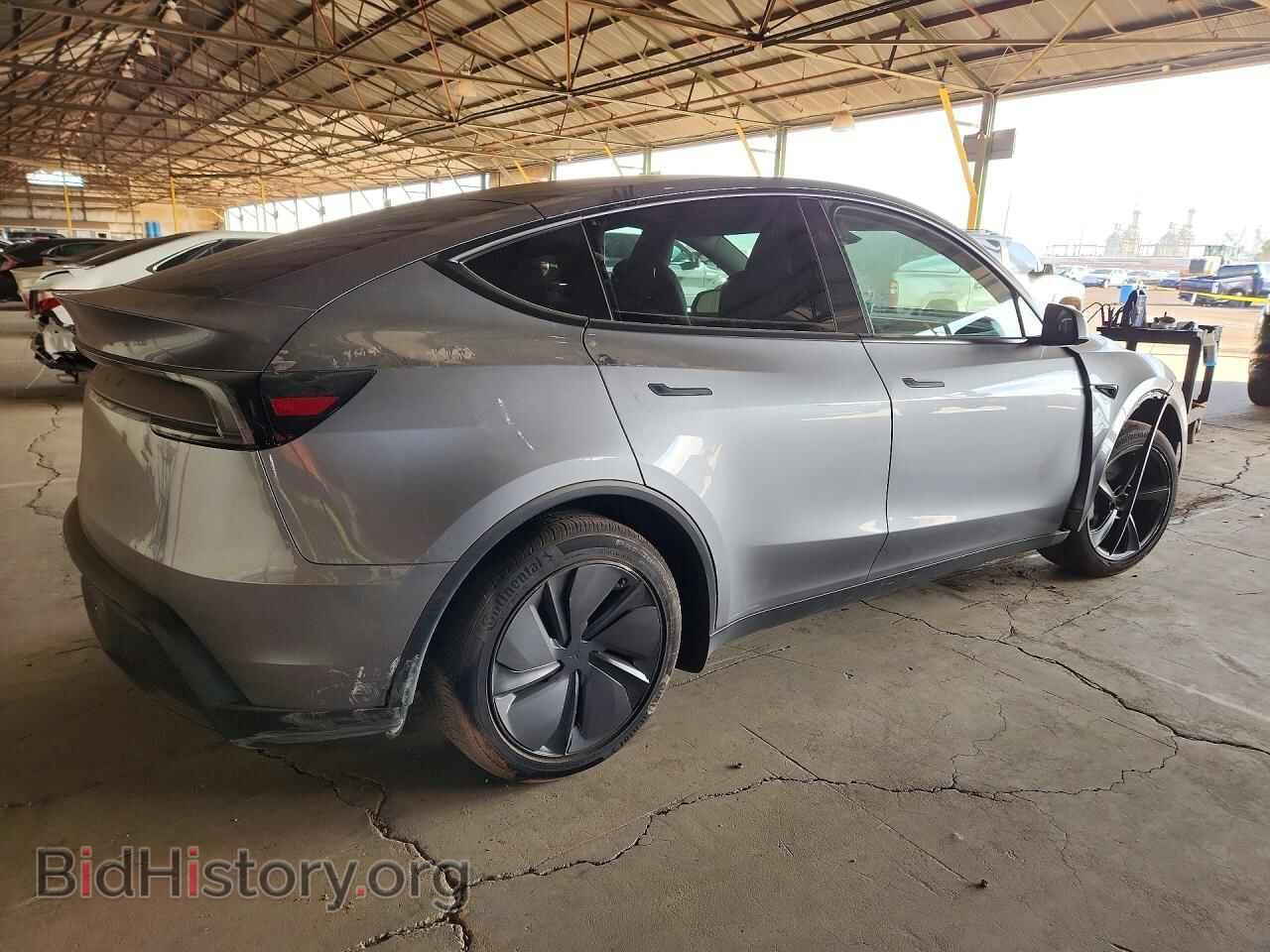 2026 TESLA MODEL Y - VIN: 7SAYGDEDXTF550252 - Photo 3