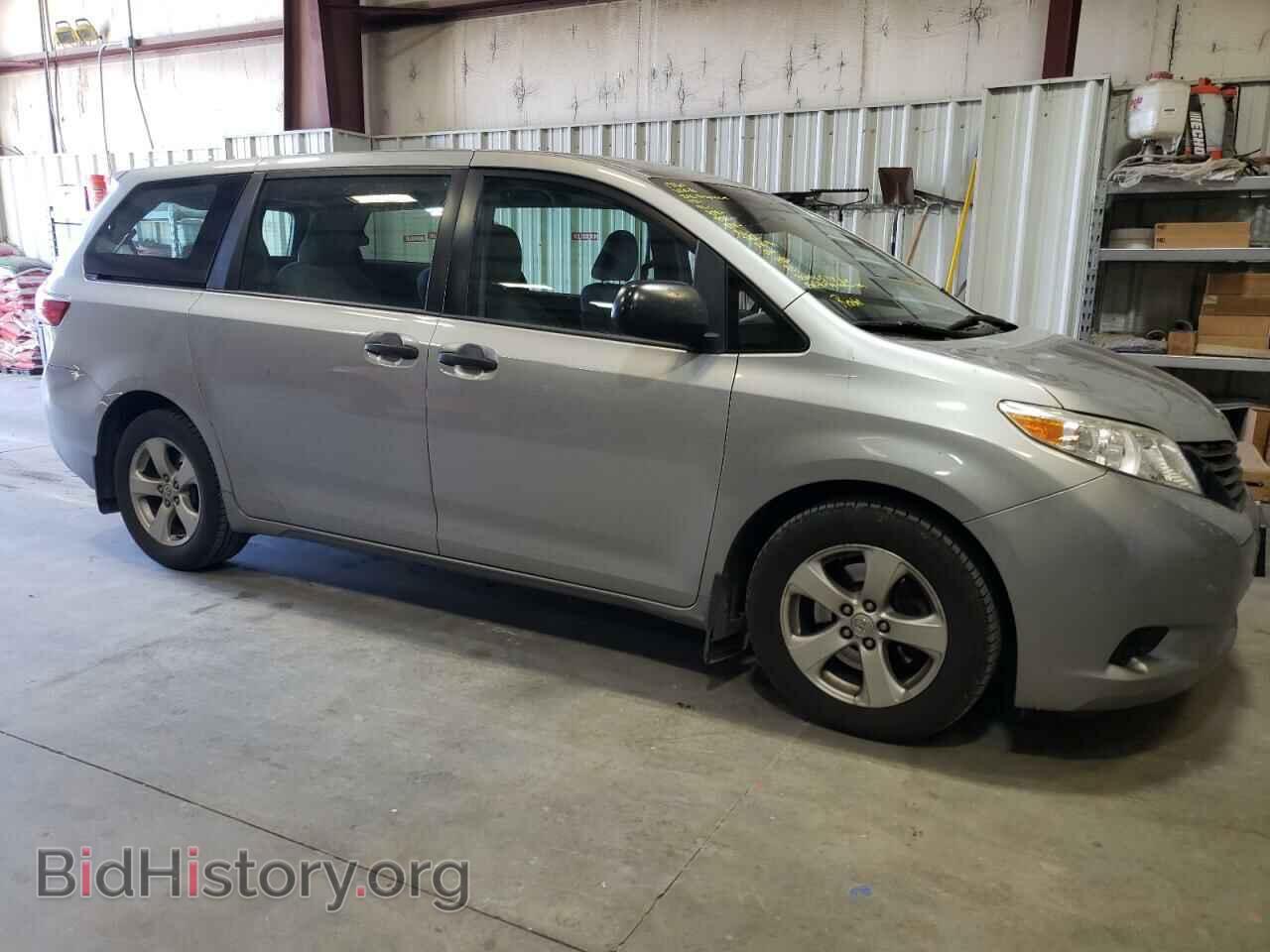 2017 TOYOTA All Models - VIN: 5TDZZ3DC4HS884472 - Фото 4