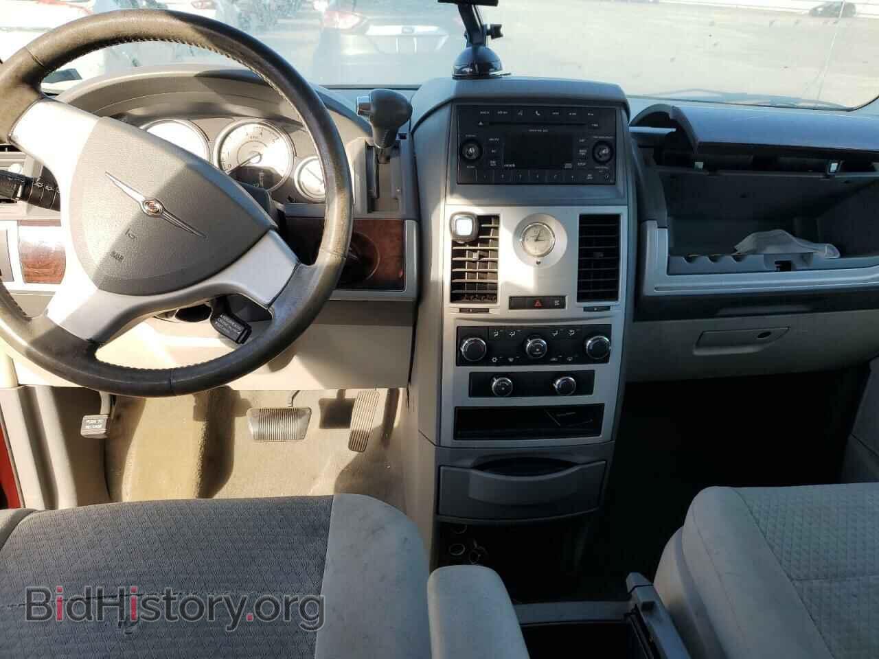 2010 CHRYSLER MINIVAN - VIN: 2A4RR5D17AR189650 - Фото 8