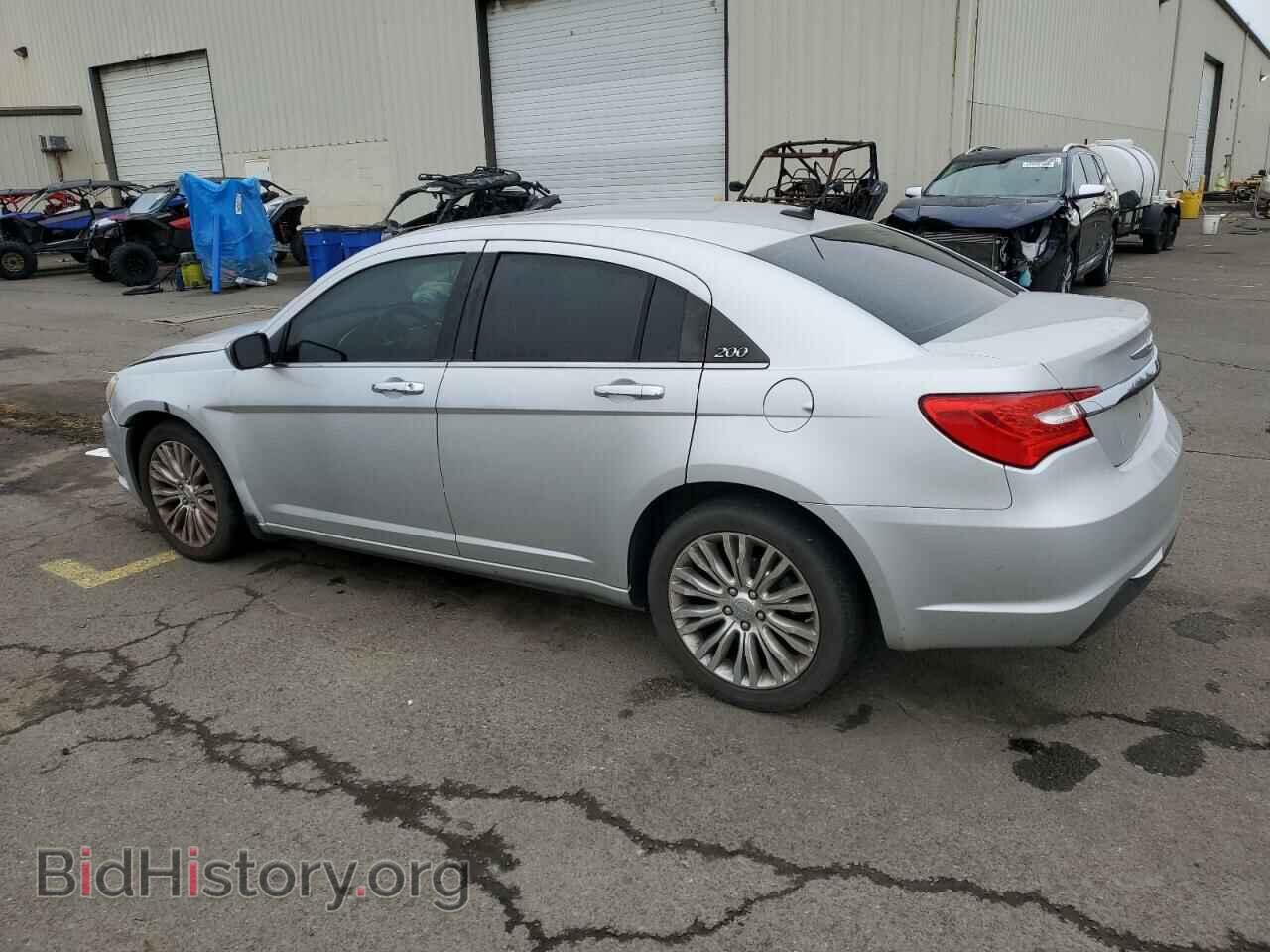 2012 CHRYSLER 200 - VIN: 1C3CCBCG9CN161211 - Фото 2